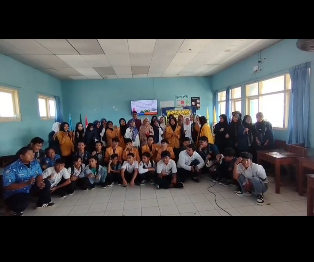 Tanamkan Nilai Pengawasan Sejak Dini, Bawaslu Lamongan Ajak Pelajar Melek Pemilu dan Pengawasan Data Pemilih