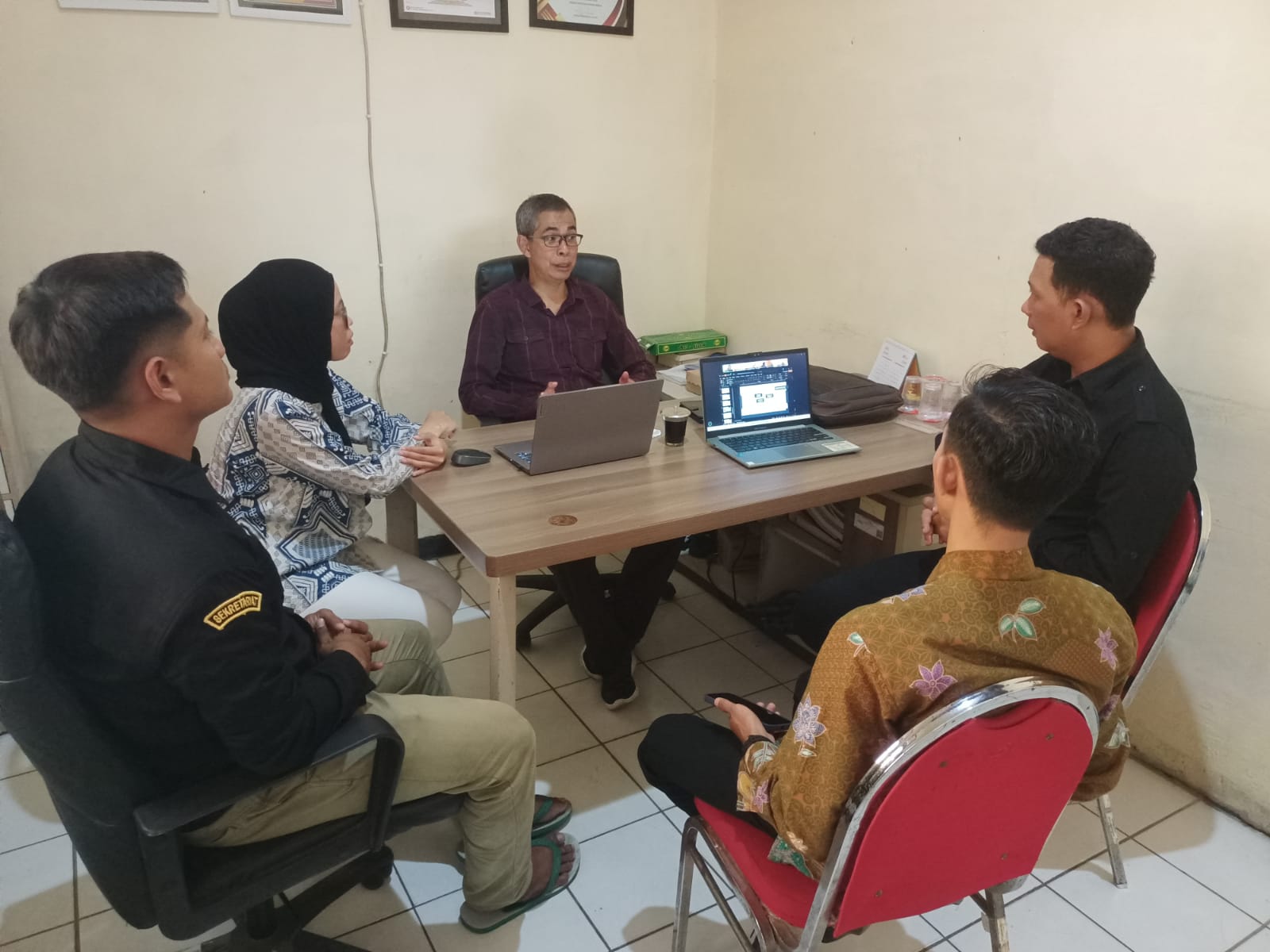 Diskusi Kamis Manis  Vol.7 Divisi Penanganan Pelanggaran Jatim