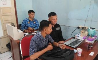 Diskusi kamis Manis
